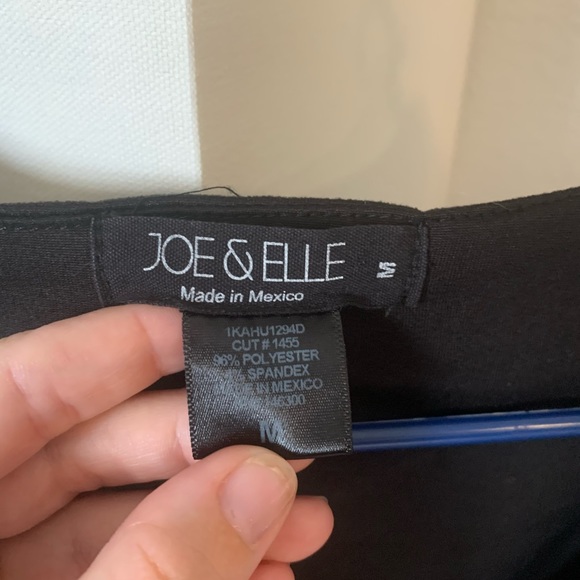 Two piece set - Picture 2 of 4